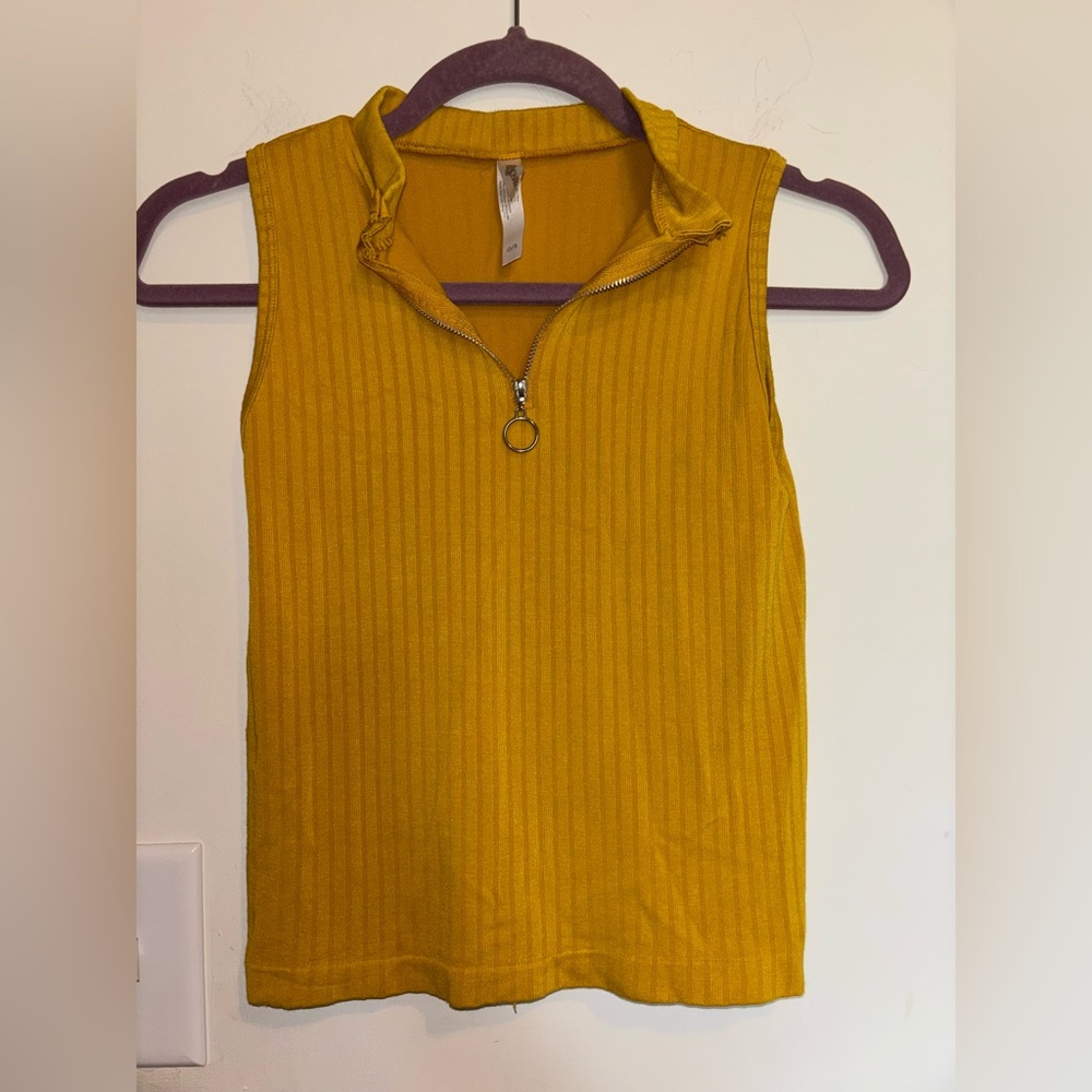 LOVE CHARM Yellow Sleeveless Polo Tank